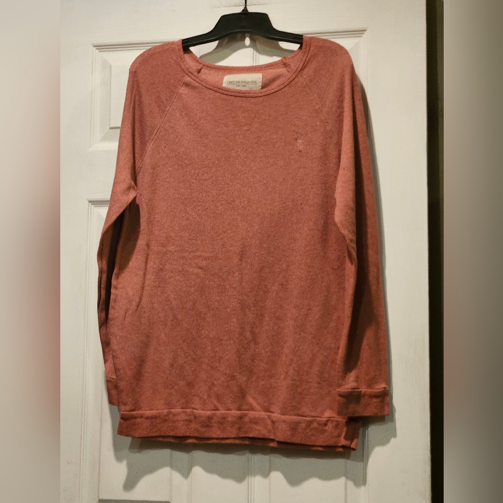 OBEY PROPAGANDA TOP